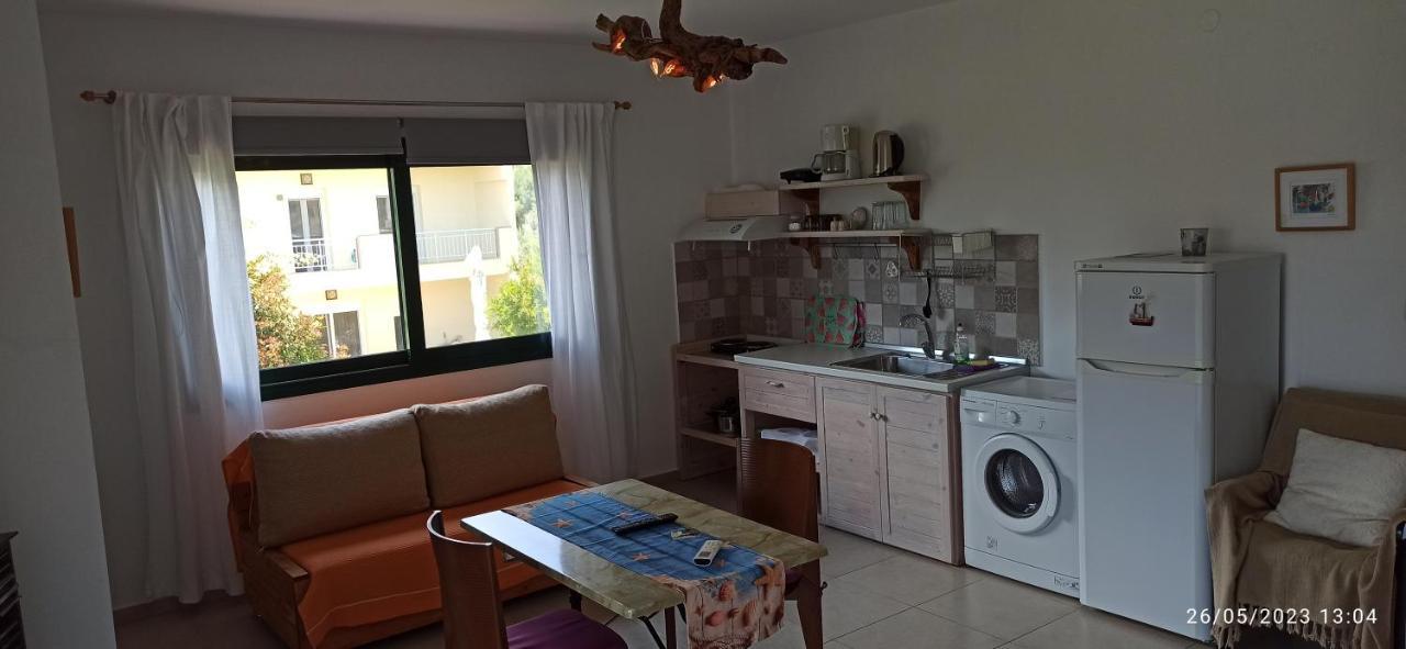 Apartamento Orange Tree Garden Pefkochori Exterior foto