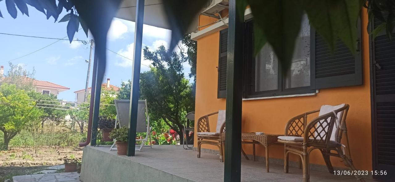 Apartamento Orange Tree Garden Pefkochori Exterior foto